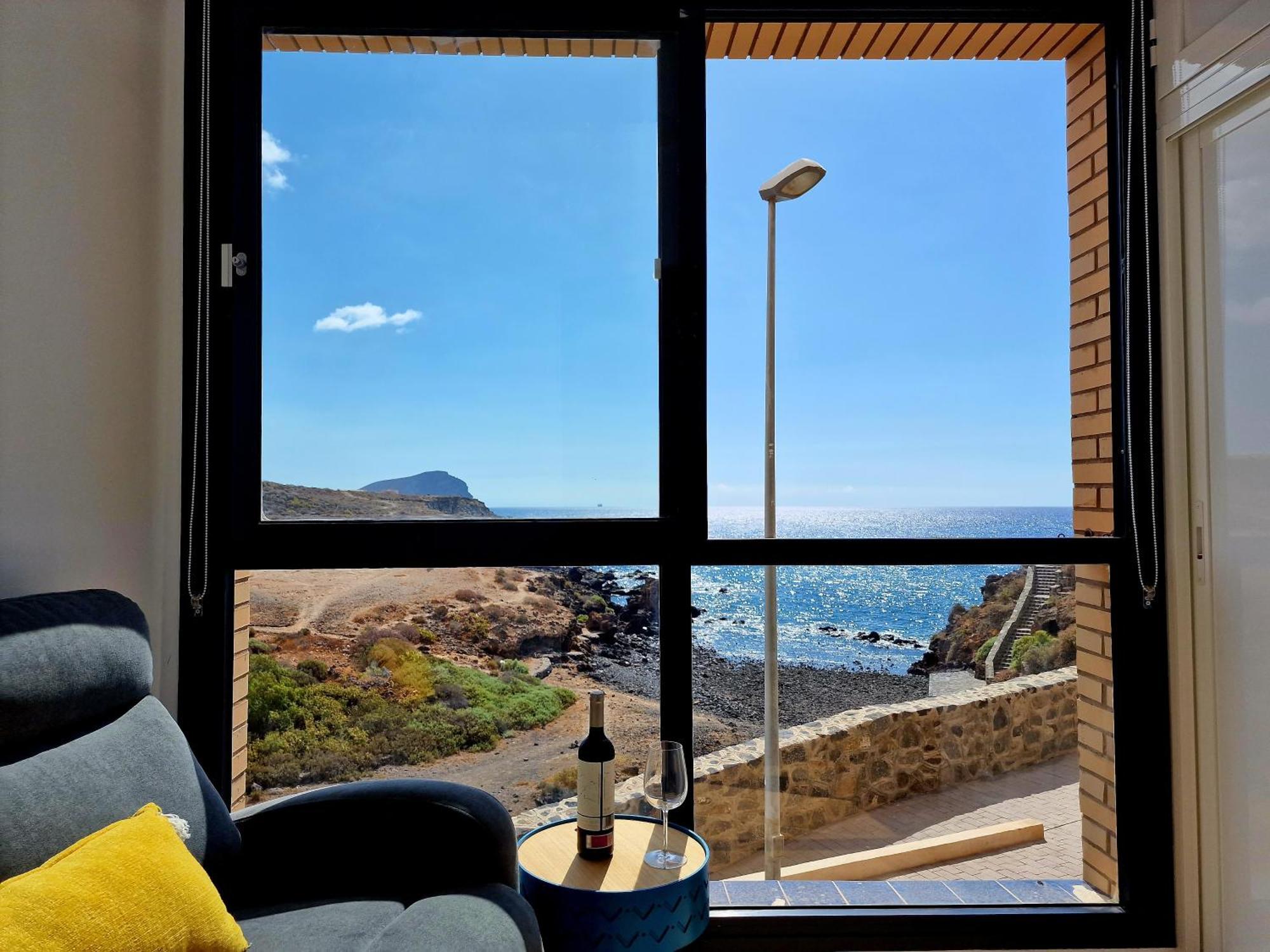 Las Rocas By The Ocean, Wifi And Sea View لوس أبريغوس المظهر الخارجي الصورة