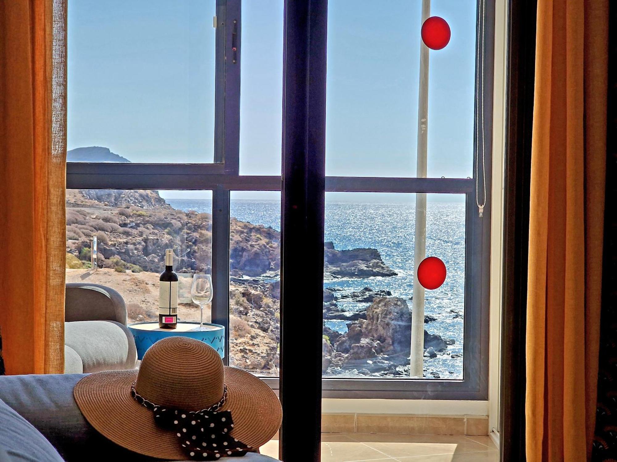 Las Rocas By The Ocean, Wifi And Sea View لوس أبريغوس المظهر الخارجي الصورة